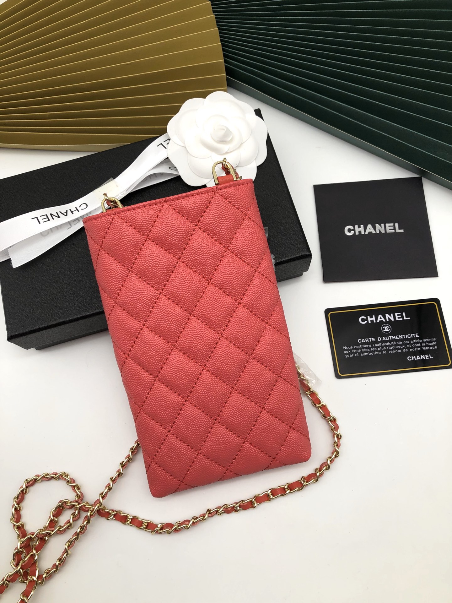 芸能人愛用Chanel シャネル 実物の写真 N品スーパーコピー財布代引き対応国内発送後払い安全必ず届く優良サイト